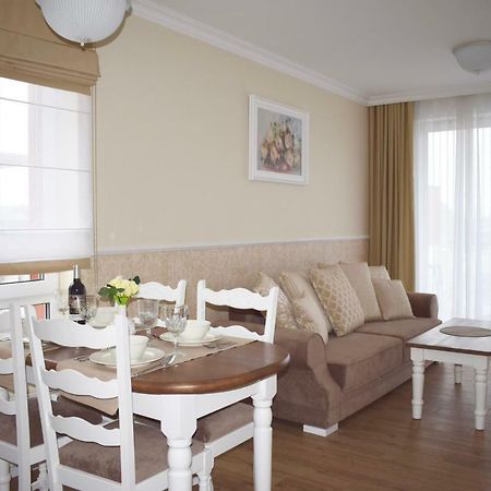Апартаменти Kolobrzeg Apartament 2 Pokojowy Bursztynowe Екстер'єр фото