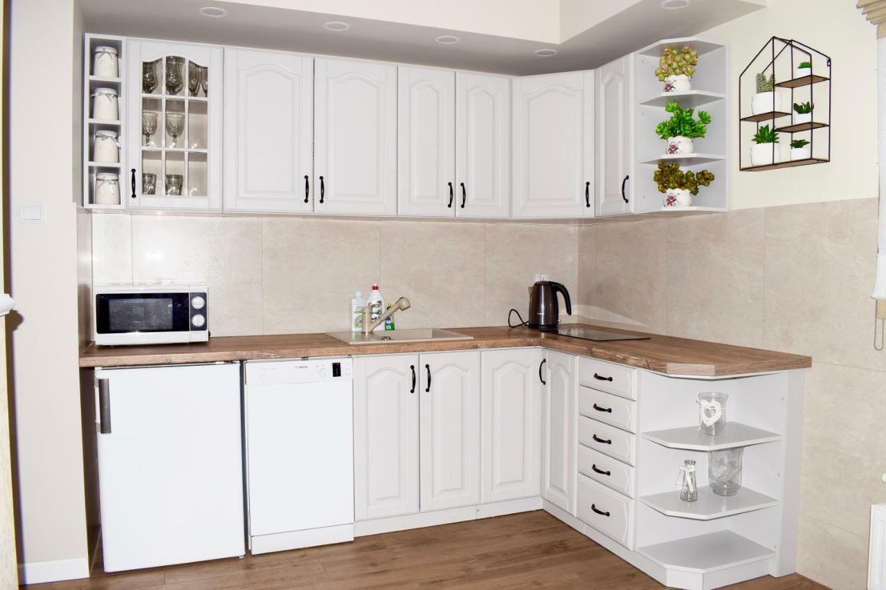 Апартаменти Kolobrzeg Apartament 2 Pokojowy Bursztynowe Екстер'єр фото